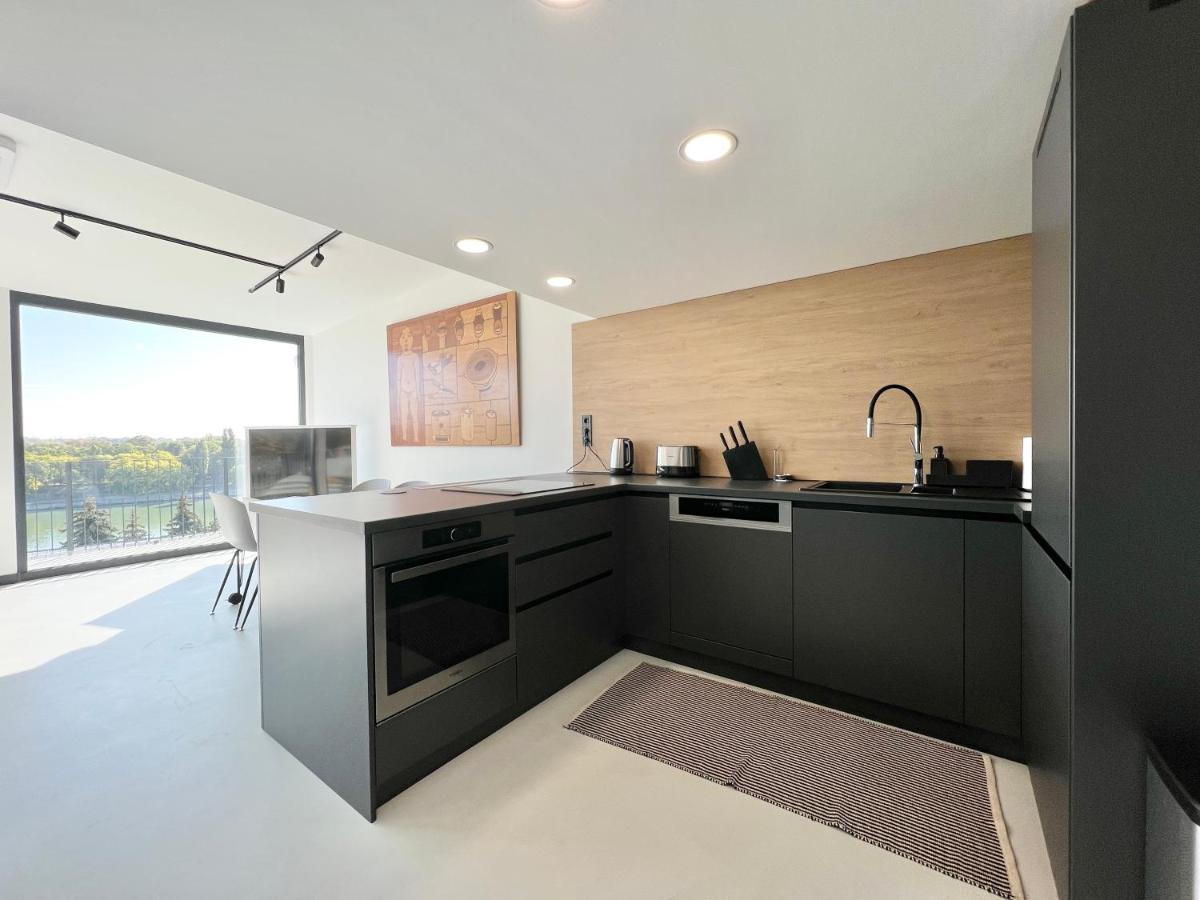 Danube Luxury Suite Budapest Exteriör bild